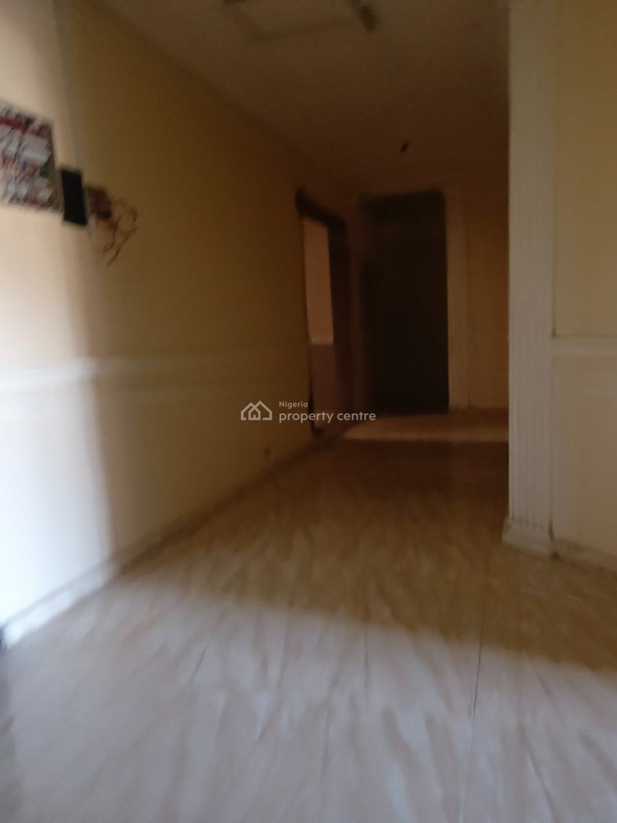 Well Renovated 8 Bedroom Fully Detached Duplex, Guzape District, Abuja, House for Rent