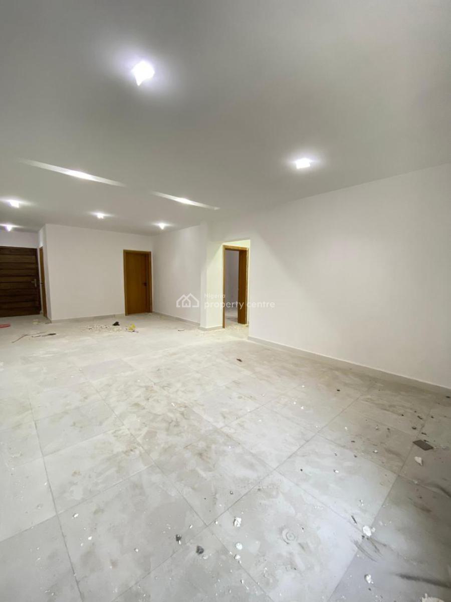Exquisite 2-bedroom Apartment with Elevator Access and Premium Feature, Lekki Phase 1, Lekki, Lagos, Block of Flats for Sale