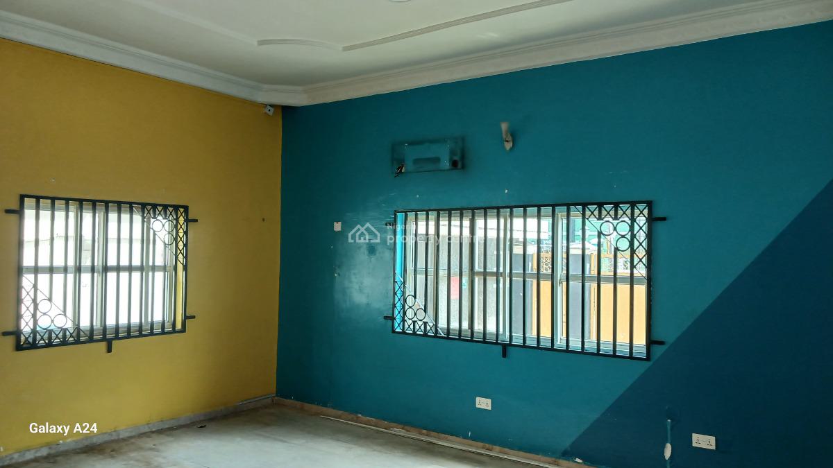 5 Bedrooms Detached House with 2 Rooms Bq., Off Shakiru Anjonrin Street, Lekki Phase 1, Lekki, Lagos, Detached Duplex for Rent