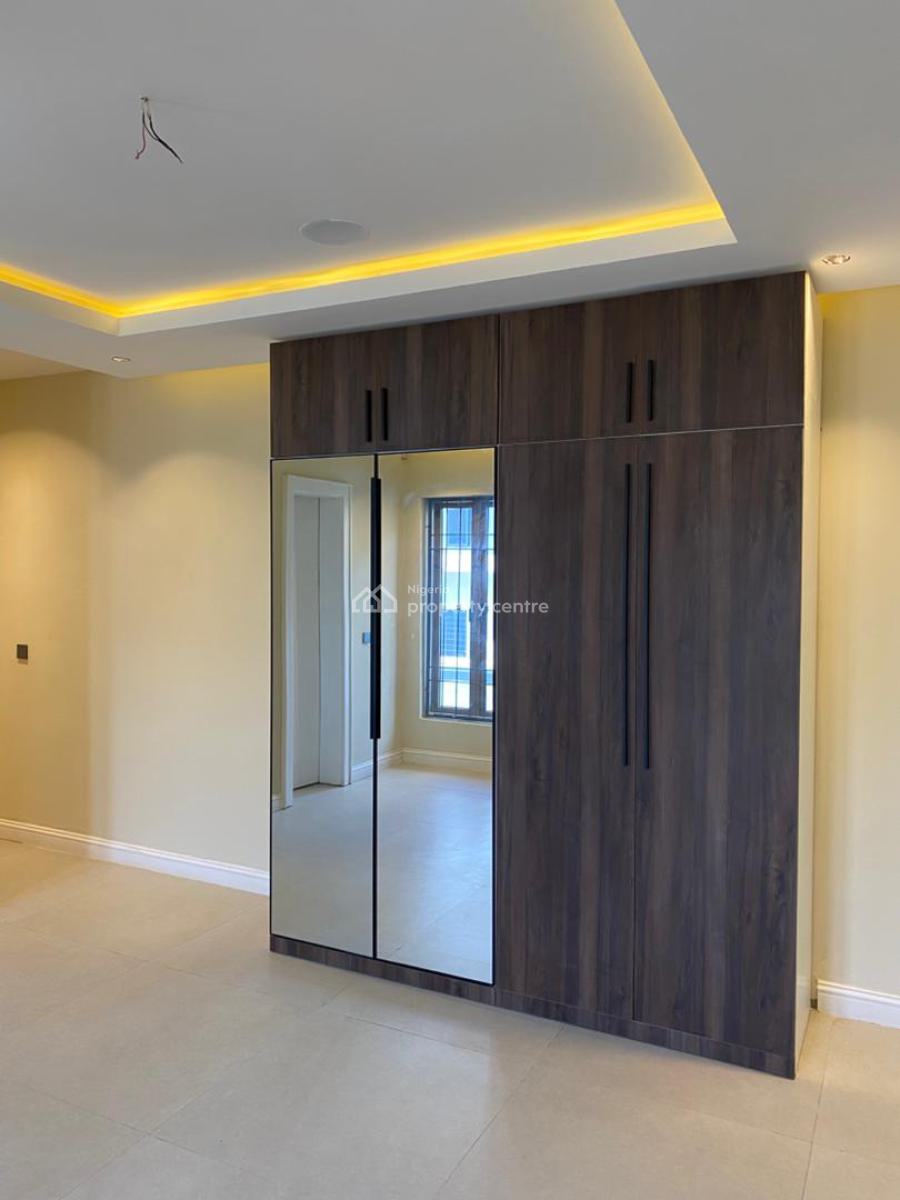 Brand New Luxurious Smart 4-bedroom Terrace Duplex, Guzape District, Abuja, Terraced Duplex for Sale