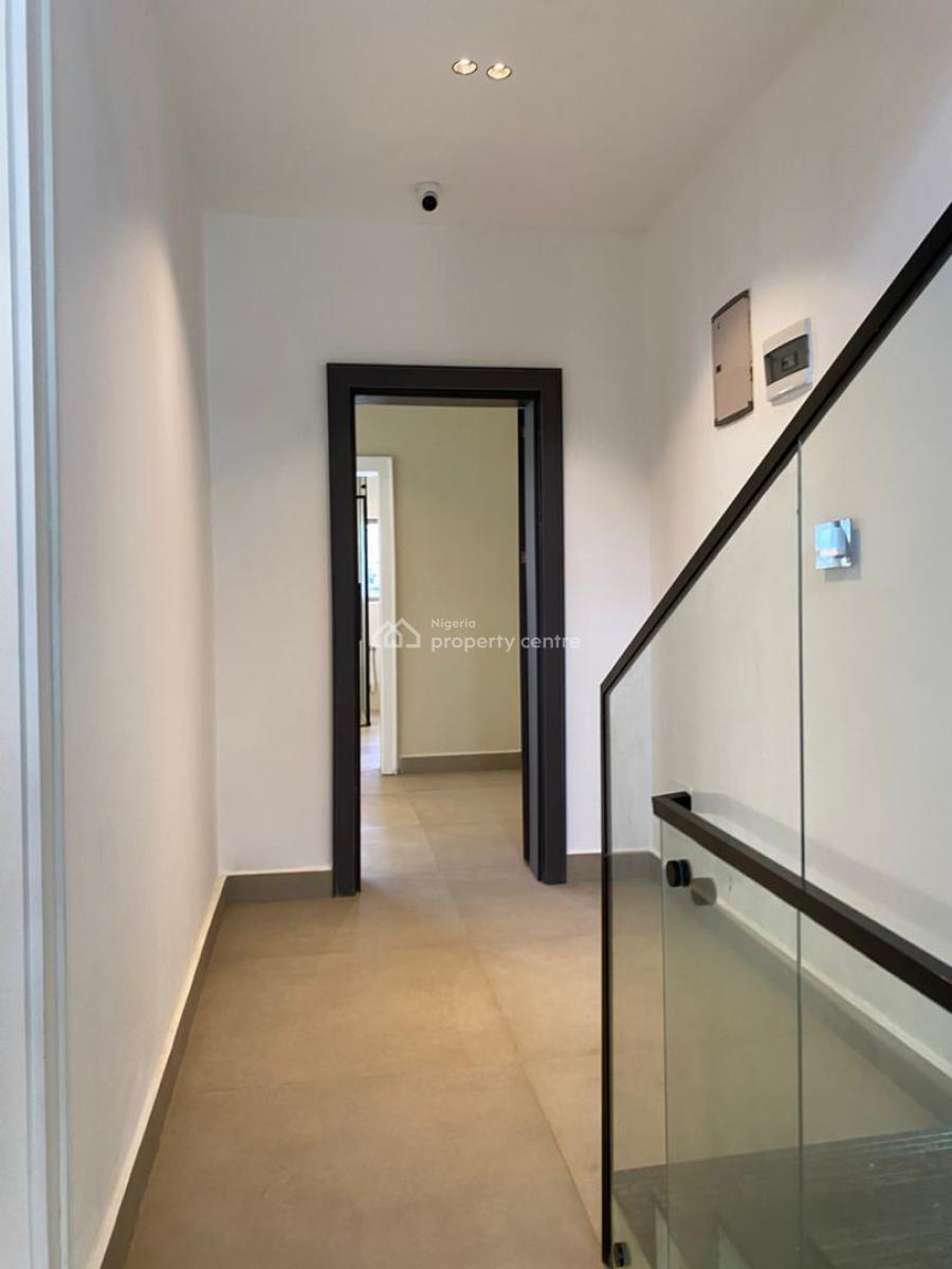 Brand New Luxurious Smart 4-bedroom Terrace Duplex, Guzape District, Abuja, Terraced Duplex for Sale