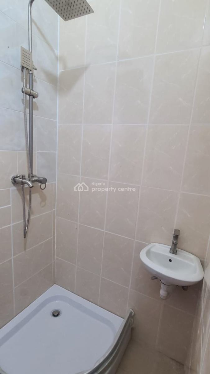 Fully Serviced Studio Apartment with 24 Hours Electricity, Lekki Phase 1, Lekki, Lagos, Flat / Apartment for Rent