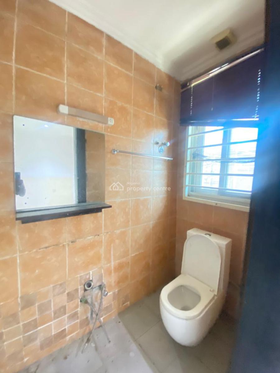 Spacious 2 Bedrooms in a Serene Environment, Old Ikoyi, Ikoyi, Lagos, Flat / Apartment for Rent