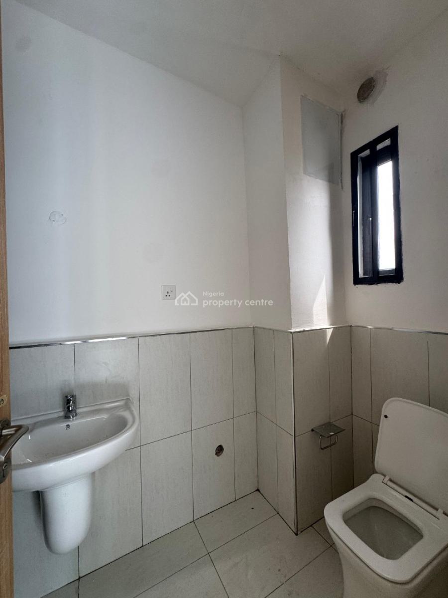 The Perfect 2 Bedroom Apartment, Lekki Phase 1, Lekki, Lagos, Flat / Apartment for Sale