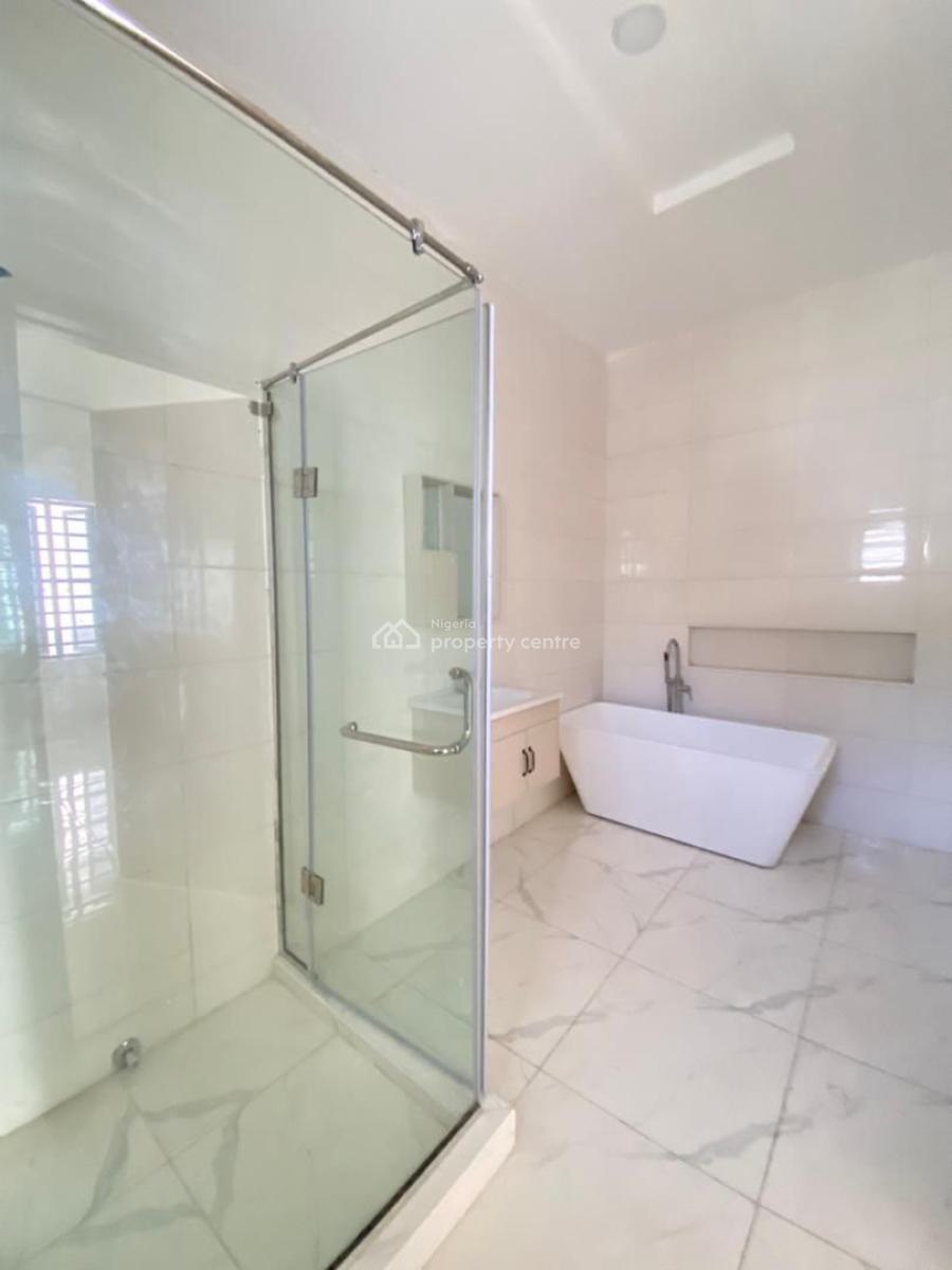 Charming 4 Bedroom Semi Detached Duplex with Bq & Communal Pool, Lekki Phase 1, Lekki, Lagos, Semi-detached Duplex for Sale