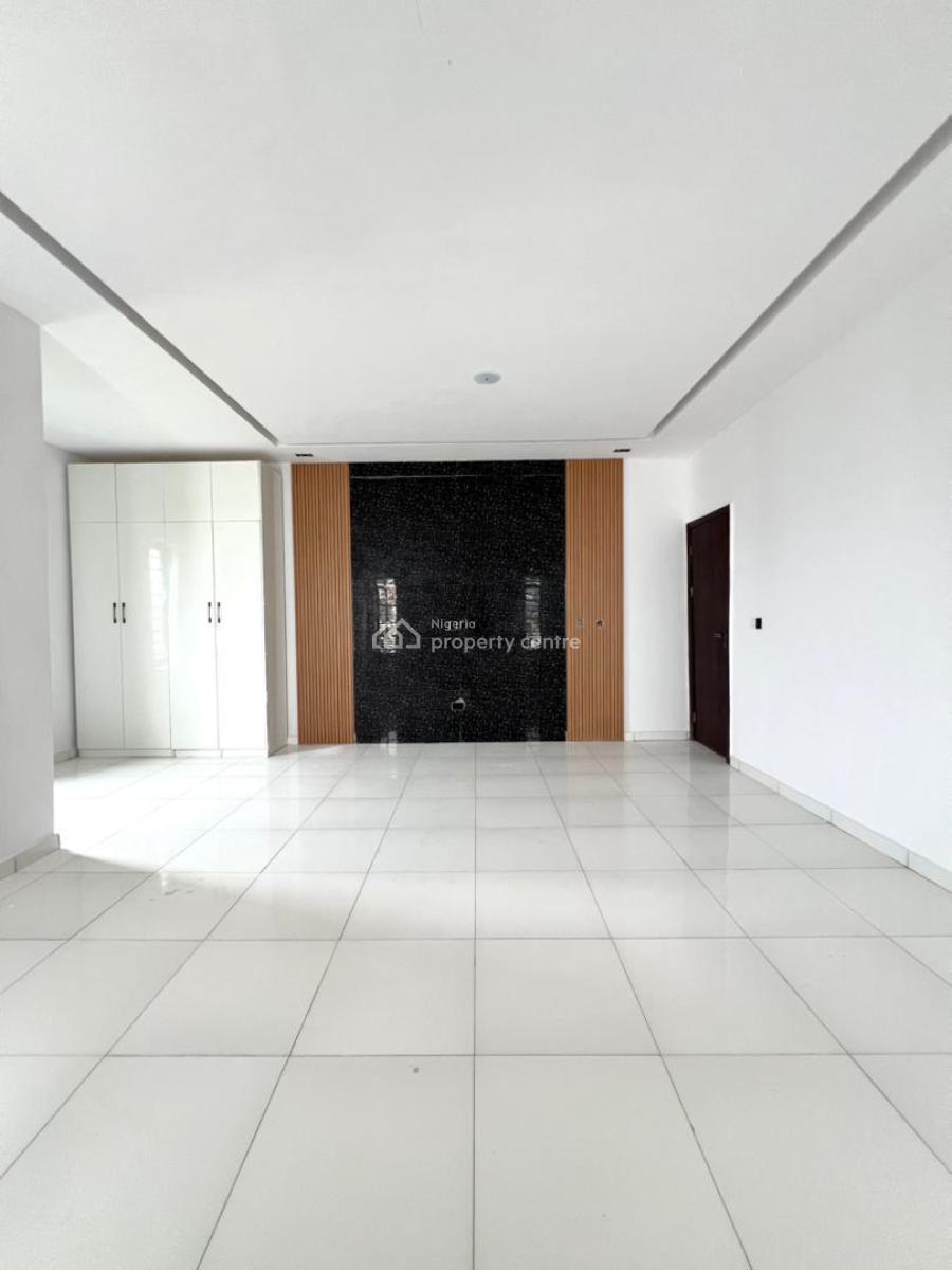 5 Bedrooms Fully-detached Duplex with Bq, 2nd Toll, Lekki, Lagos, Detached Duplex for Sale
