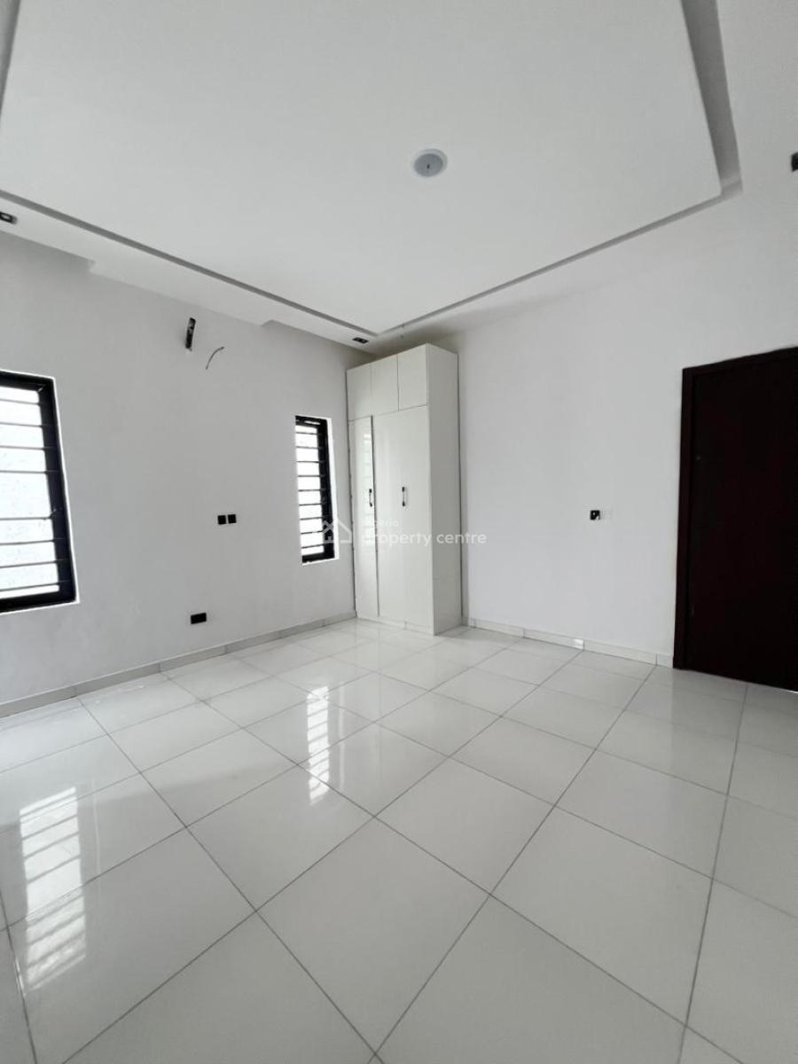 5 Bedrooms Fully-detached Duplex with Bq, 2nd Toll, Lekki, Lagos, Detached Duplex for Sale
