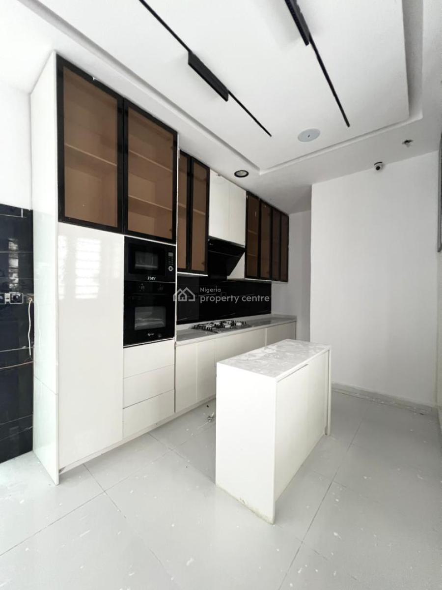 5 Bedrooms Fully-detached Duplex with Bq, 2nd Toll, Lekki, Lagos, Detached Duplex for Sale