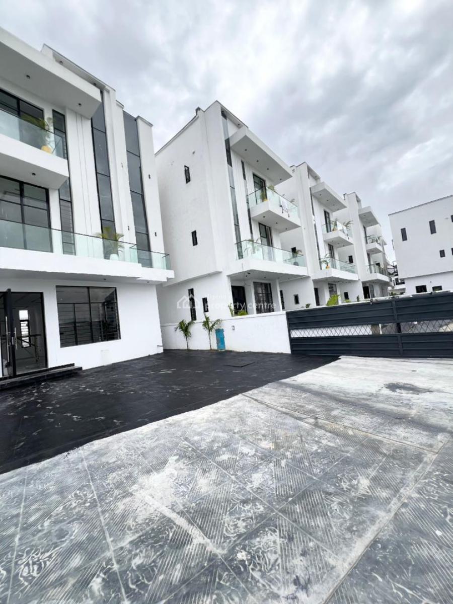 5 Bedrooms Fully-detached Duplex with Bq, 2nd Toll, Lekki, Lagos, Detached Duplex for Sale
