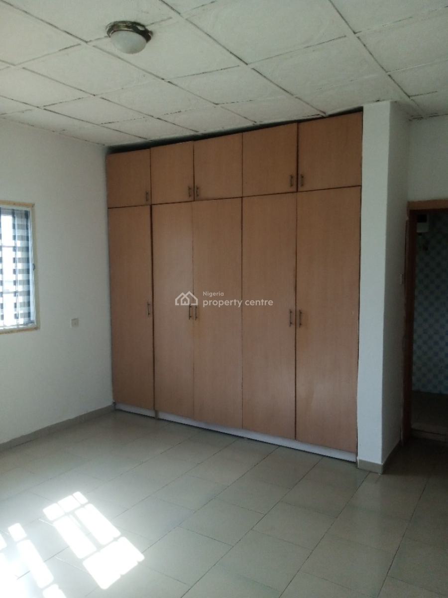 Clean and Spacious 3 Bedroom Flat, Emerald Estate, Simawa, Ogun, Flat / Apartment for Rent