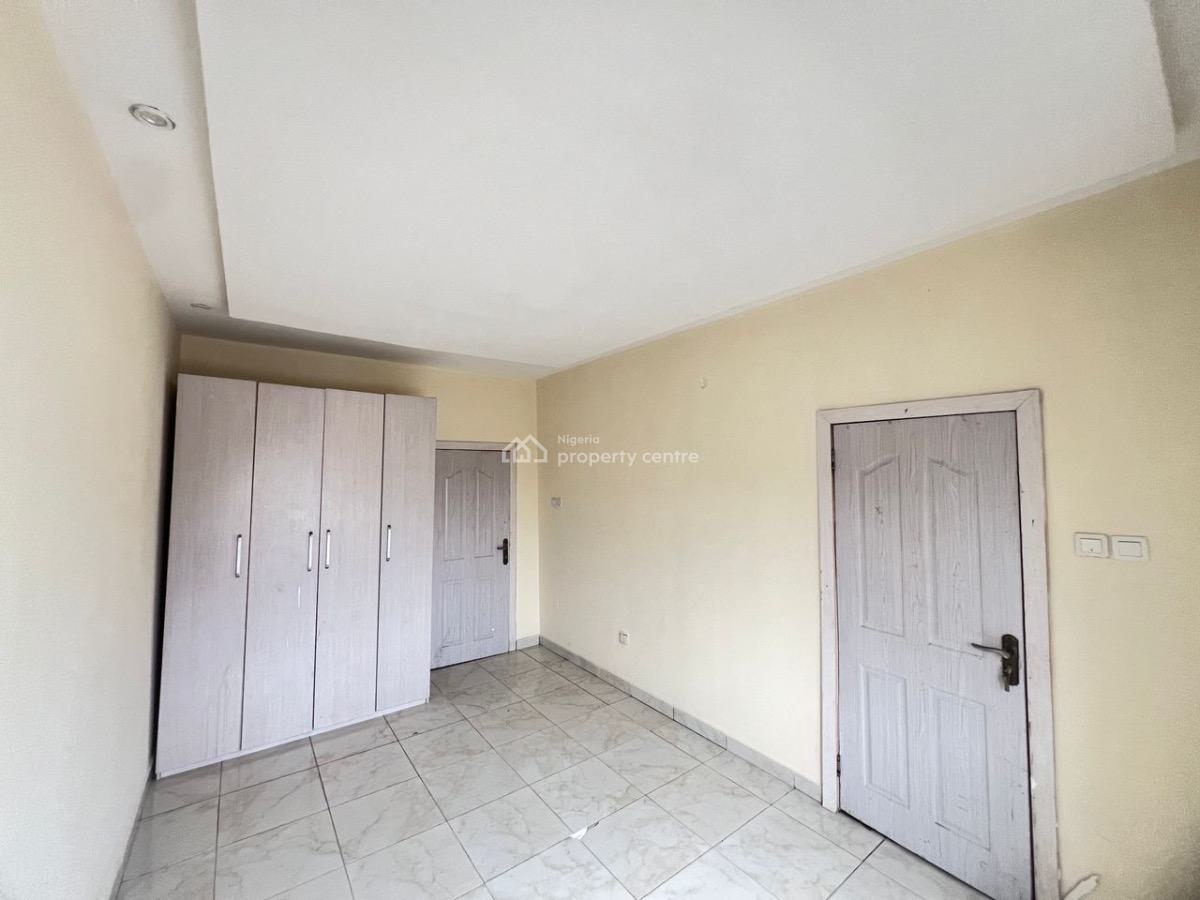 Spacious 3 Bedrooms Flat with Bq, New Road, Alfa Beach, Before Chevron, Lekki, Lagos, Flat / Apartment for Rent
