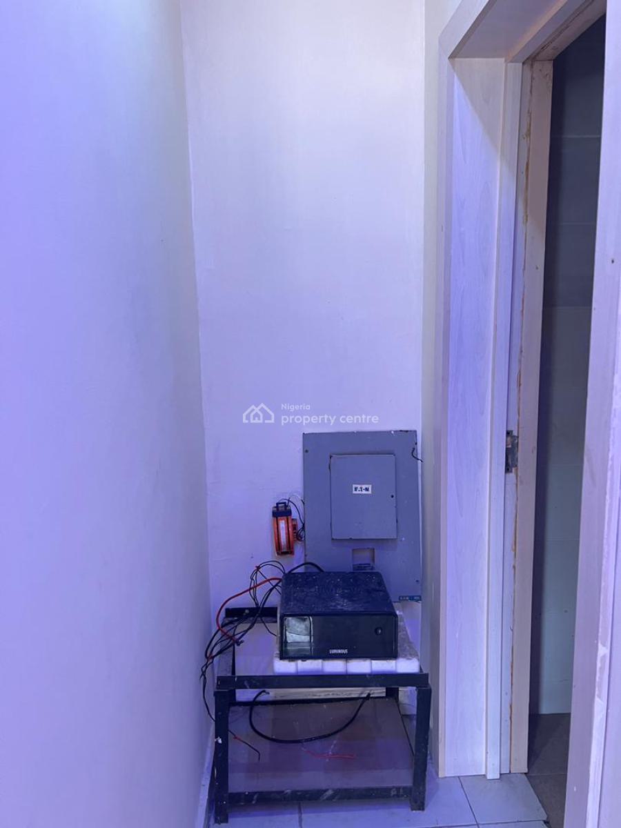 Spacious 3 Bedrooms Flat with Bq, New Road, Alfa Beach, Before Chevron, Lekki, Lagos, Flat / Apartment for Rent