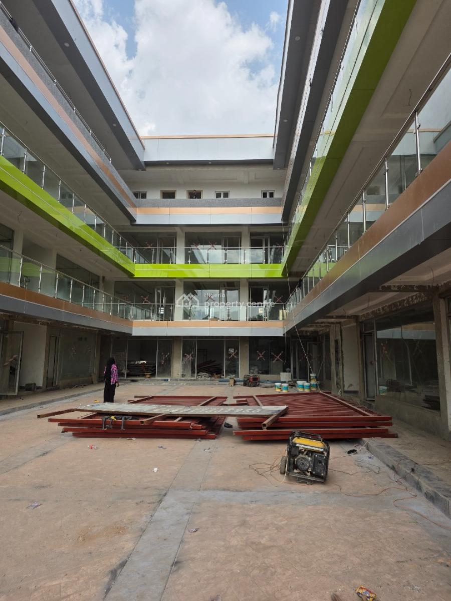 Corporate Office Space in a Strategic Plaza, 69, Road, Gwarinpa, Abuja, Plaza / Complex / Mall for Sale