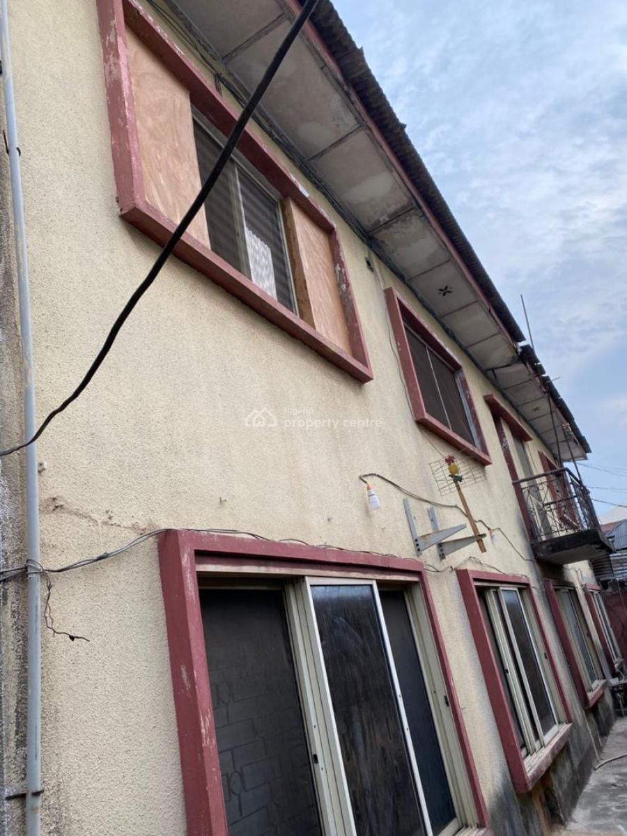 Blocks of Four Flats on 419sqm, Surulere, Lagos, House for Sale
