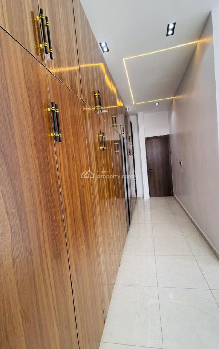 Exquisitely Carved 4 Bedroom Semi-detached Home with Bq, Ikota, Lekki, Lagos, Semi-detached Duplex for Sale