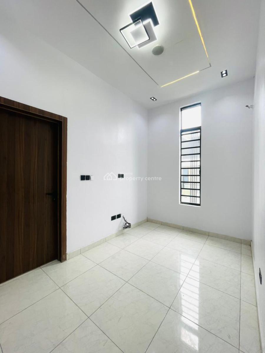 Exquisitely Carved 4 Bedroom Semi-detached Home with Bq, Ikota, Lekki, Lagos, Semi-detached Duplex for Sale