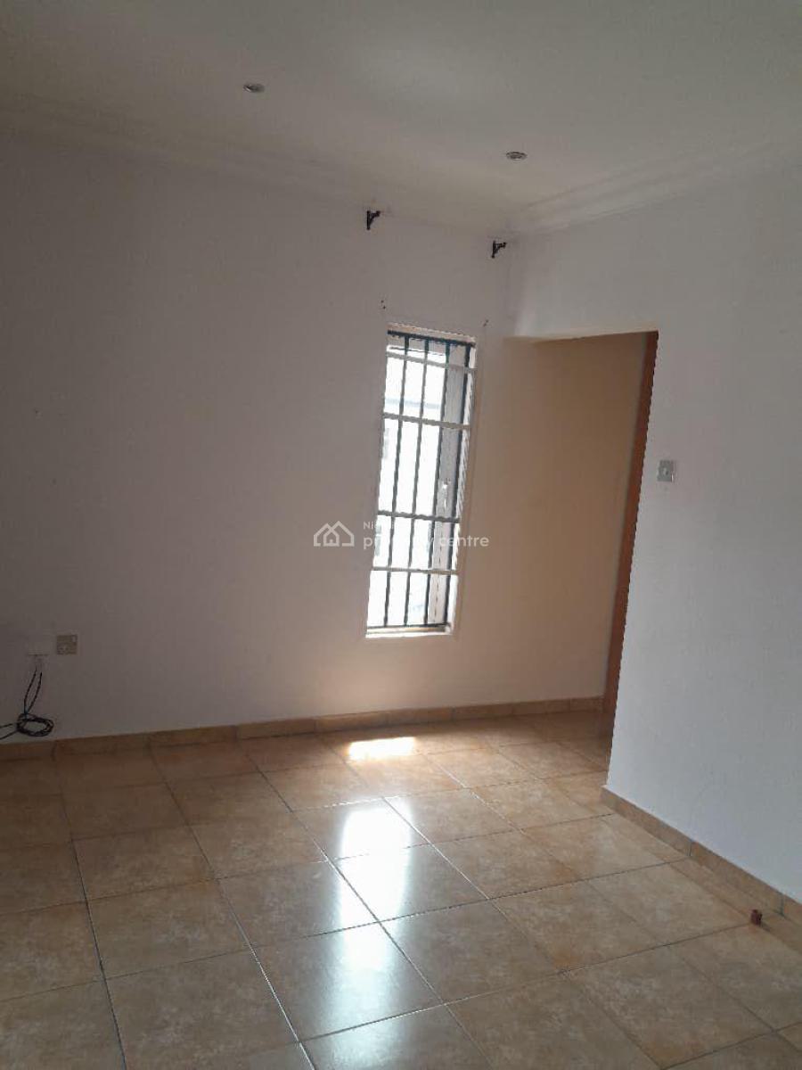 a Nicely Built 3 Bedroom Terraced Duplex, Osapa, Lekki, Lagos, Terraced Duplex for Rent