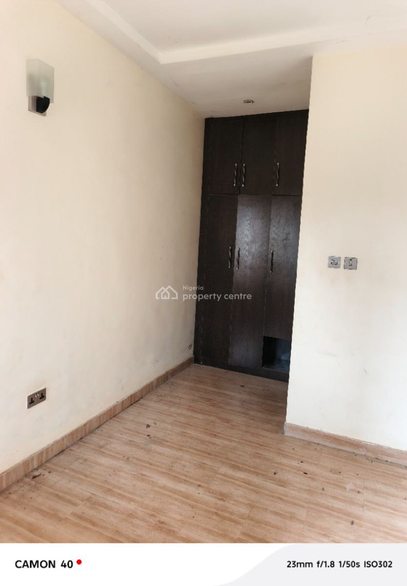 2 Rooms Bq with 2 Toilets and 2 Wardrobes, Idu Industrial, Abuja, Flat / Apartment for Rent