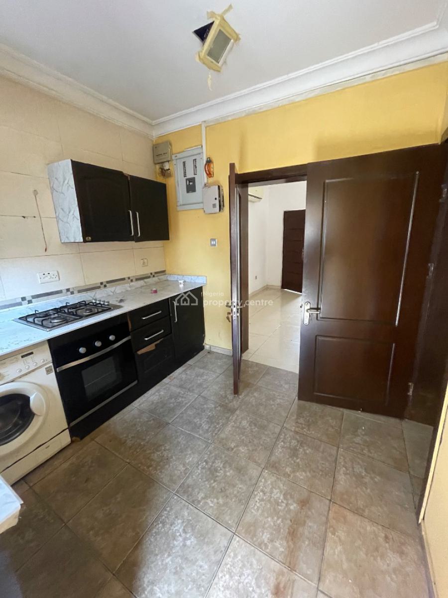 3 Bedrooms, Osapa London, Lekki, Lagos, Terraced Duplex for Rent