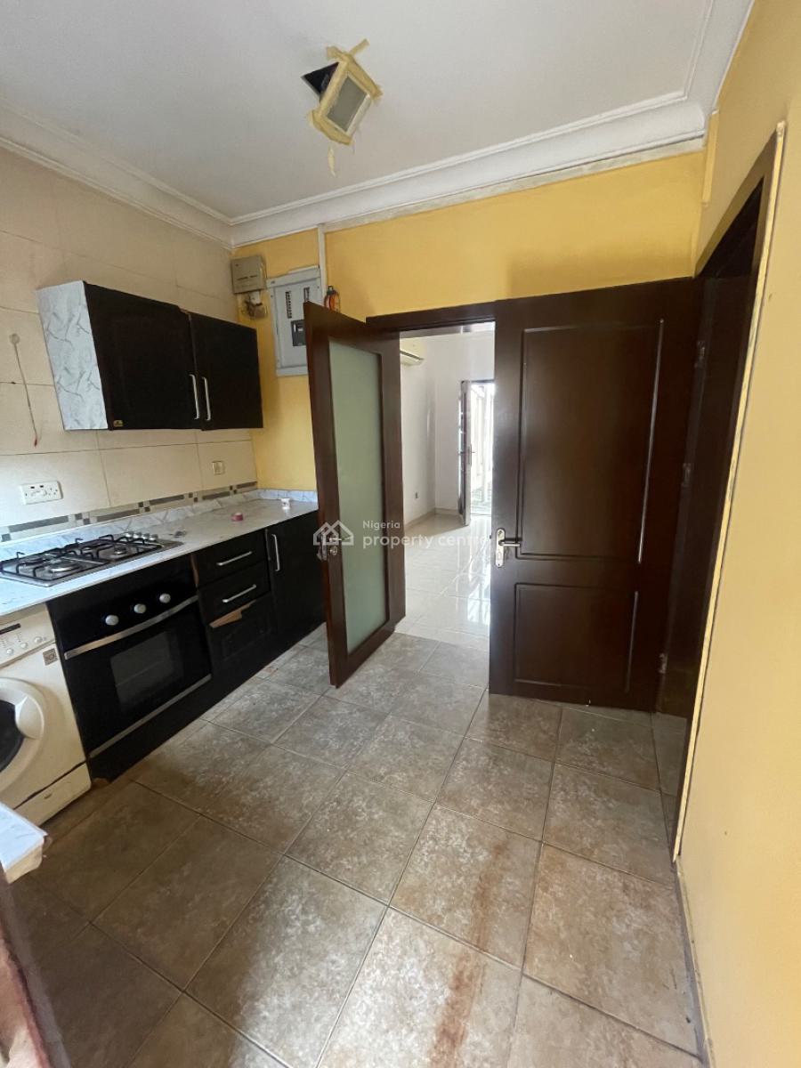 3 Bedrooms, Osapa London, Lekki, Lagos, Terraced Duplex for Rent