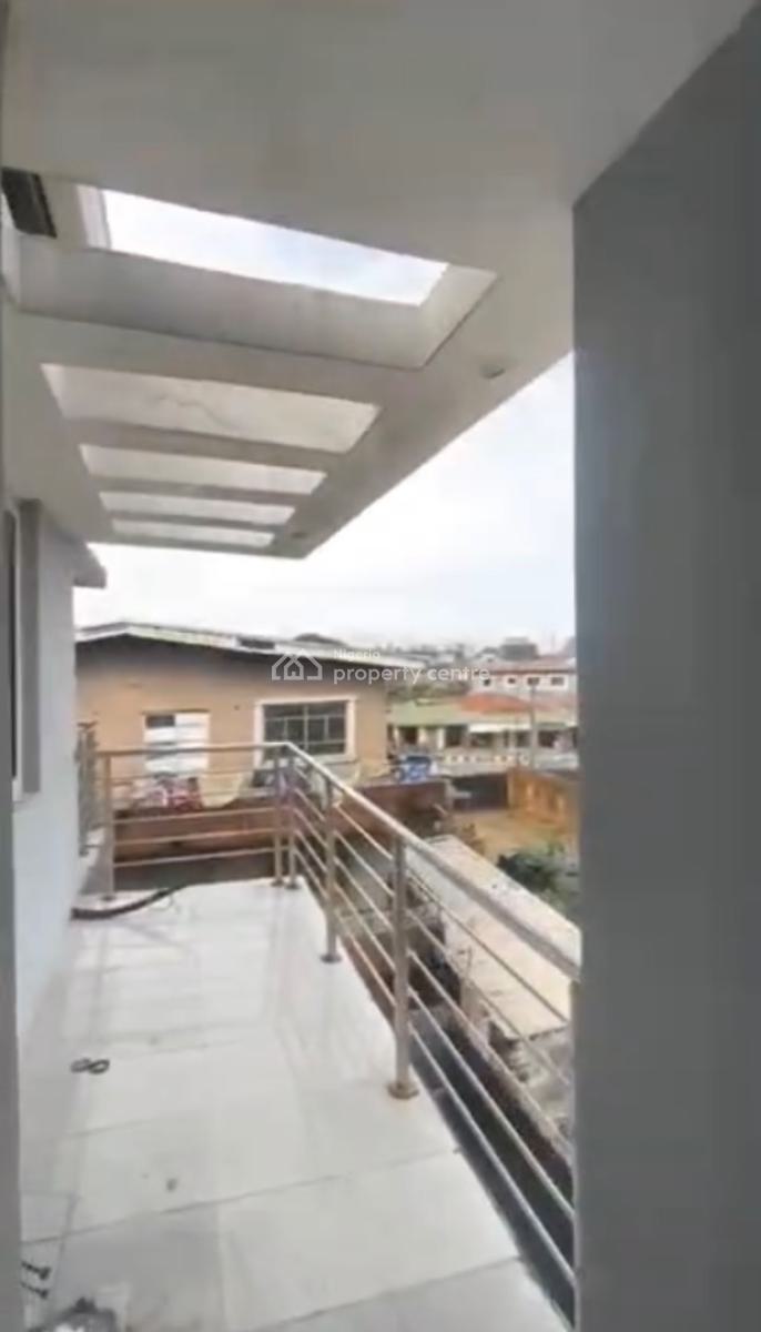 a Standard Spacious 3 Bedroom with Balcony and Kitchen Cabinet, Onike, Yaba, Lagos, Flat / Apartment for Rent