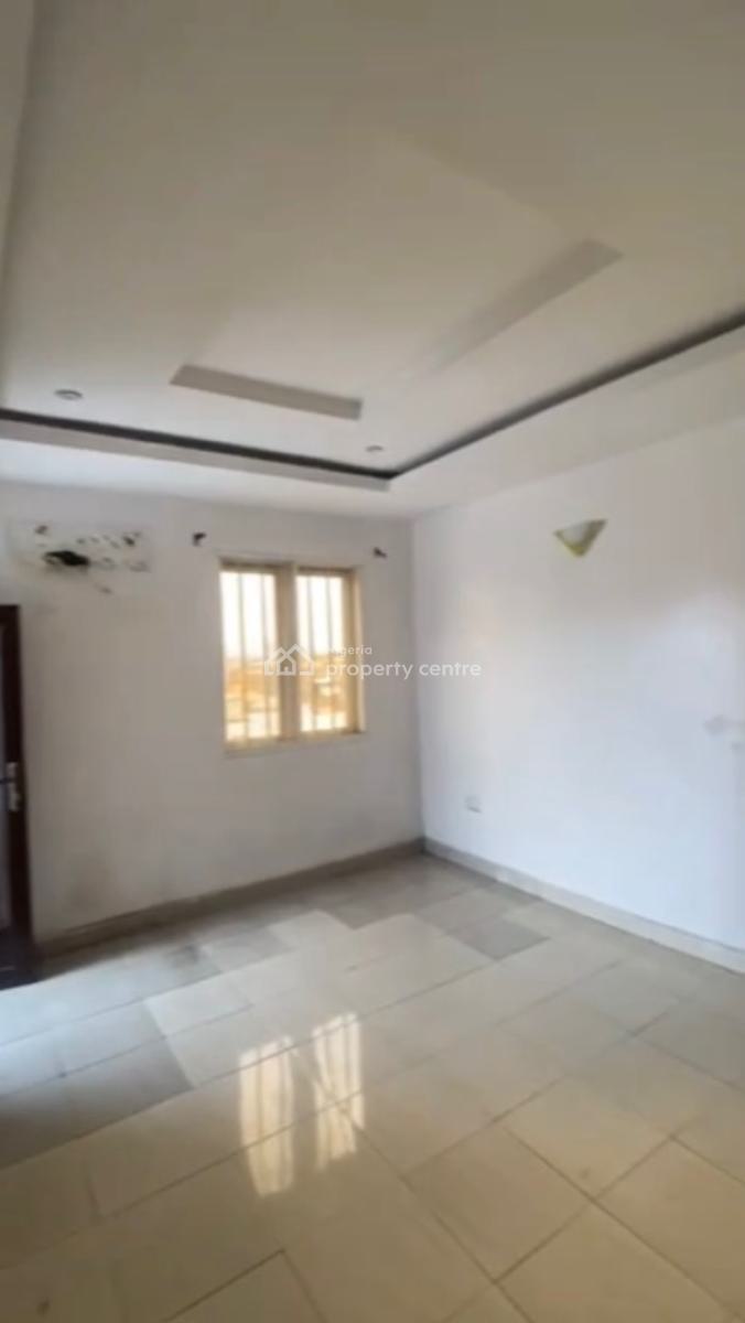 a Standard Spacious 3 Bedroom with Balcony and Kitchen Cabinet, Onike, Yaba, Lagos, Flat / Apartment for Rent