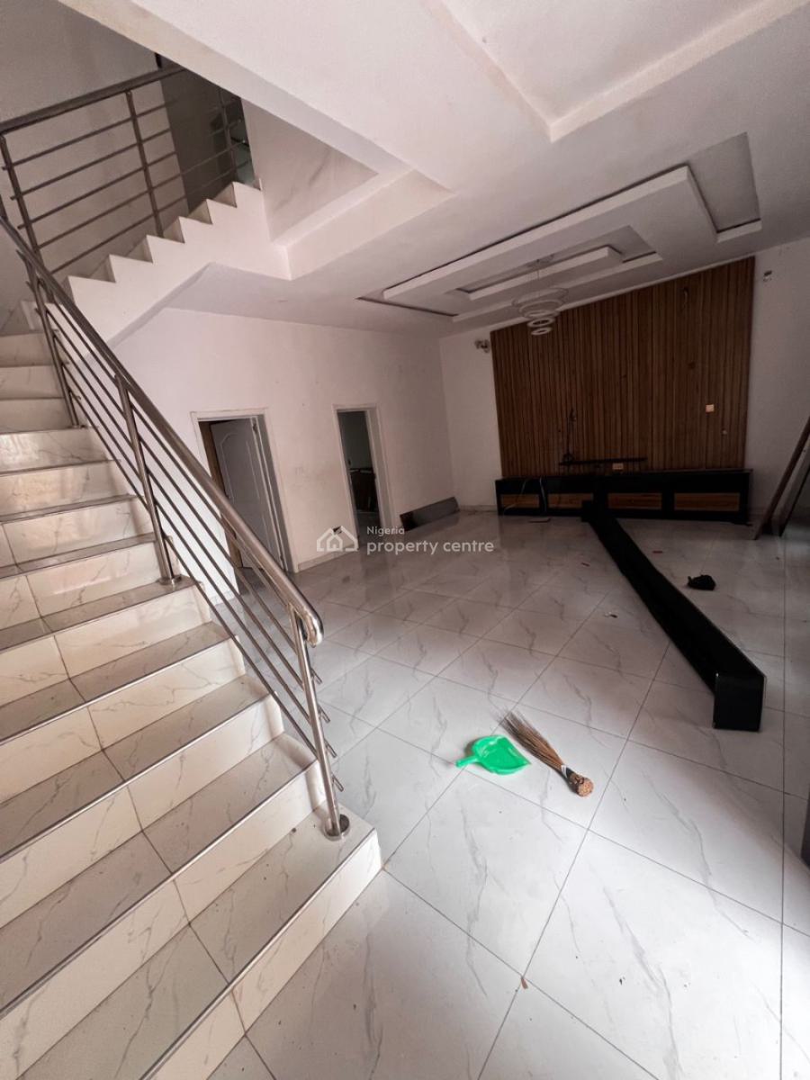 4 Bedrooms Detached Duplex 22 - 24 Hours Light, Fenced / Gated, Thomas Estate, Ajah, Lagos, House for Rent
