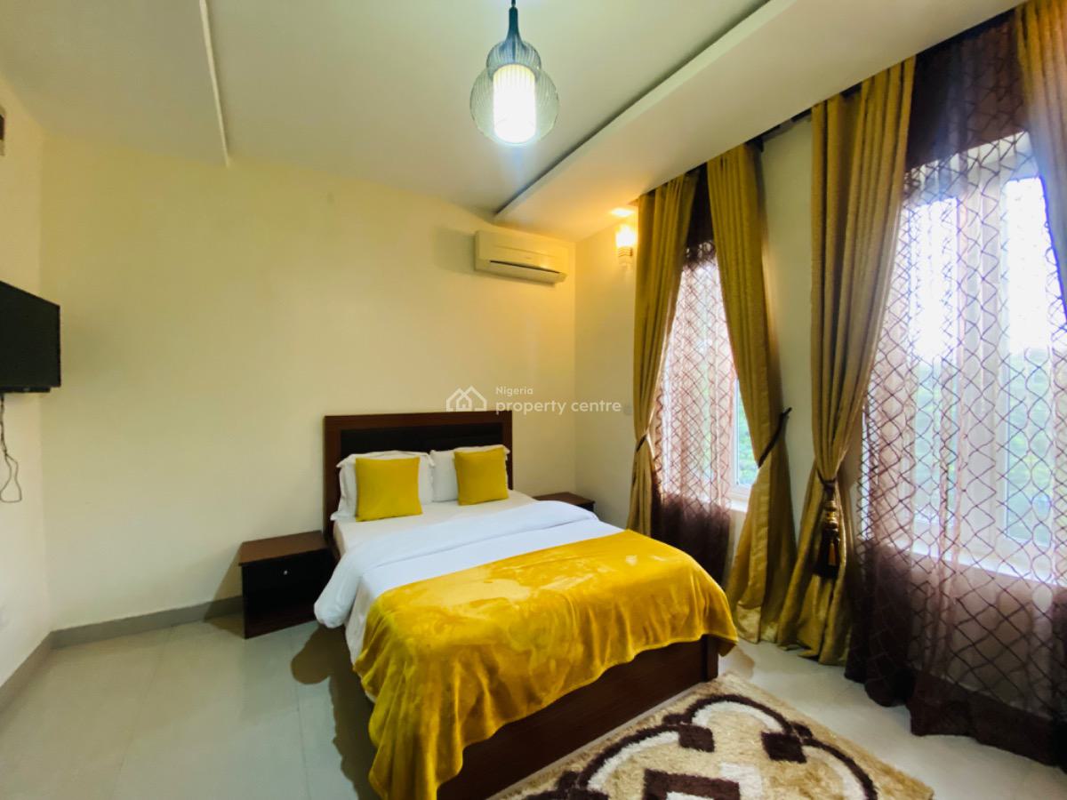 1 Bedroom and Parlor Fully Furnished, Off Bourdilon, Old Ikoyi, Ikoyi, Lagos, Mini Flat (room and Parlour) Short Let