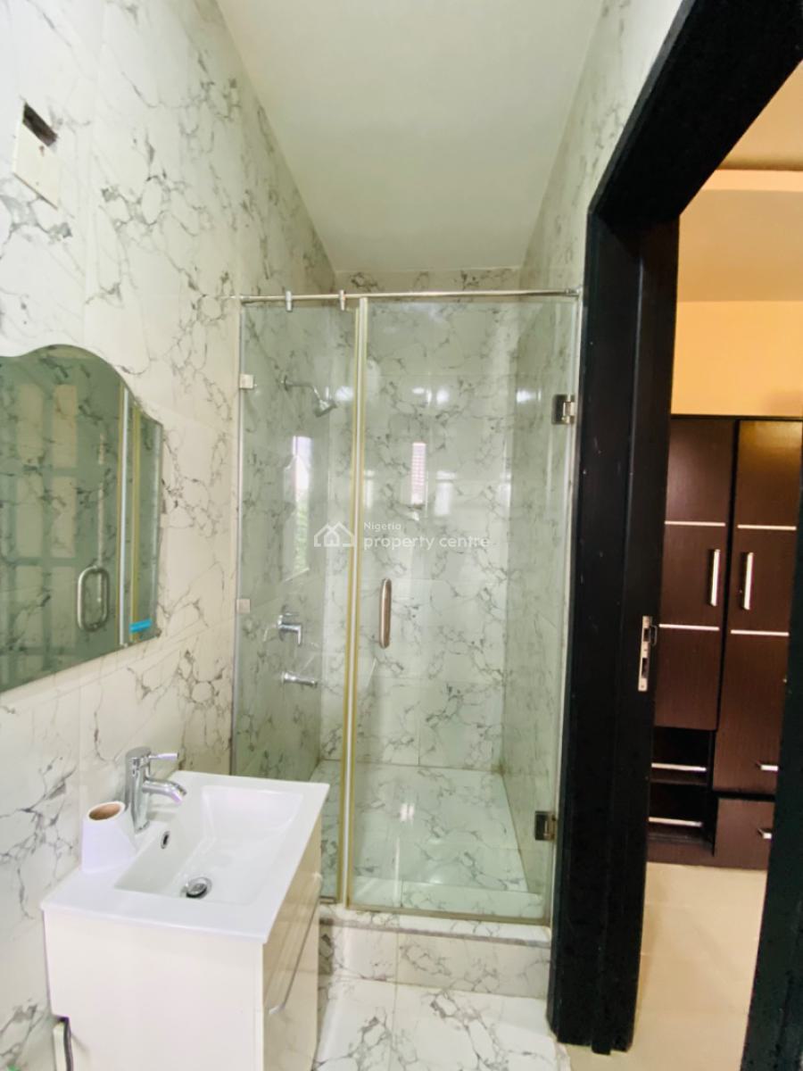 1 Bedroom and Parlor Fully Furnished, Off Bourdilon, Old Ikoyi, Ikoyi, Lagos, Mini Flat (room and Parlour) Short Let