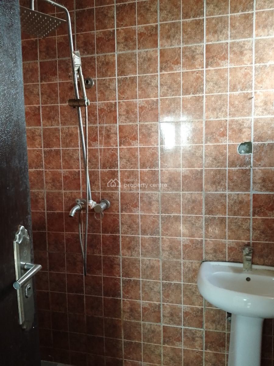 Recently Vacated 2 Bedrooms, Greenland Estate, Ogombo, Ajah, Lagos, Flat / Apartment for Rent