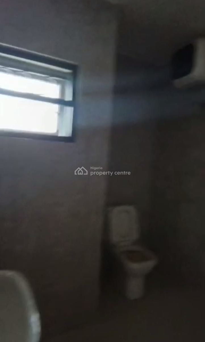 Luxury Brand New 3 Bedroom Flat Upstairs, Ajah, Lagos, Flat / Apartment for Rent