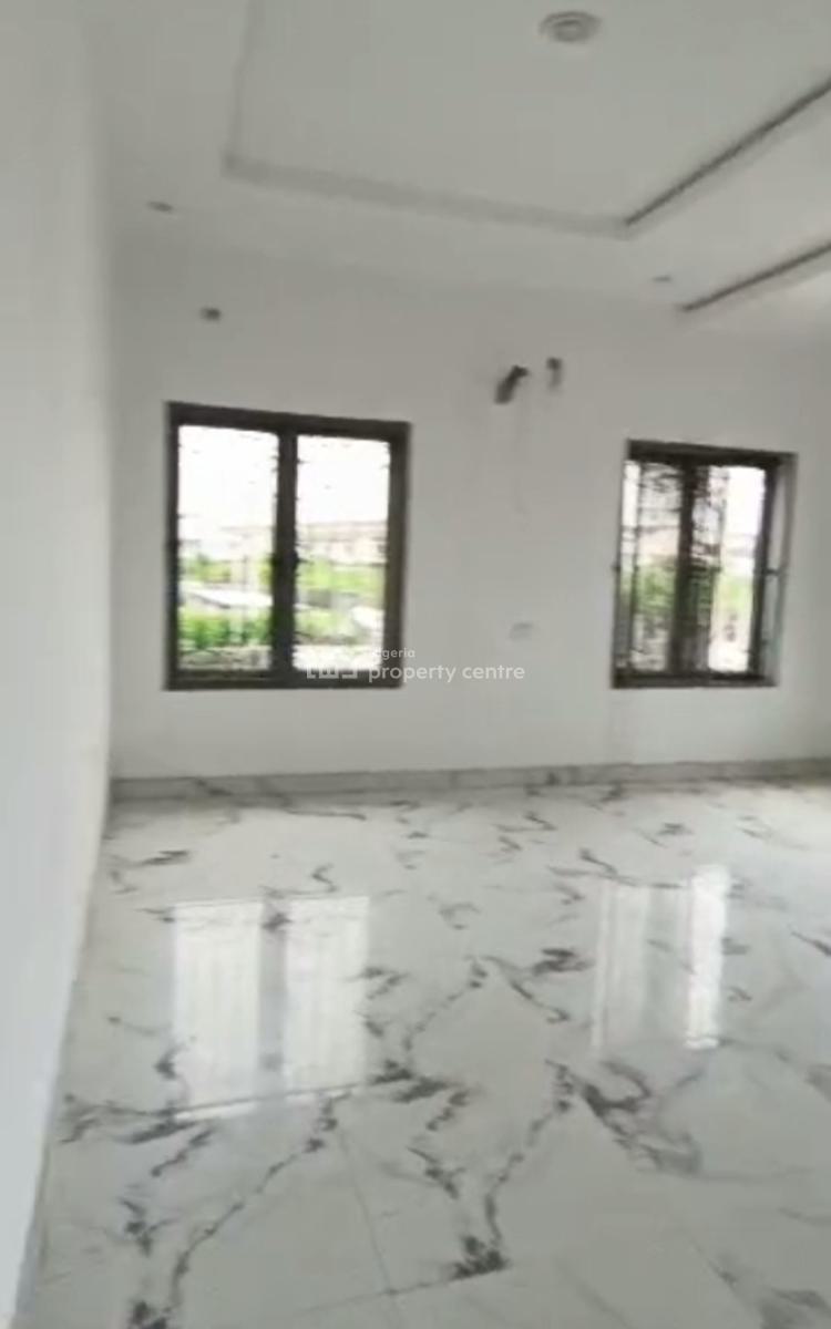 Luxury Brand New 3 Bedroom Flat Upstairs, Ajah, Lagos, Flat / Apartment for Rent
