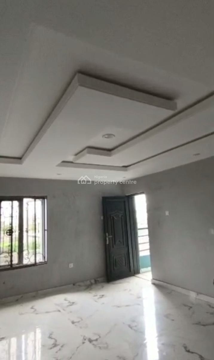 Luxury Brand New 3 Bedroom Flat Upstairs, Ajah, Lagos, Flat / Apartment for Rent