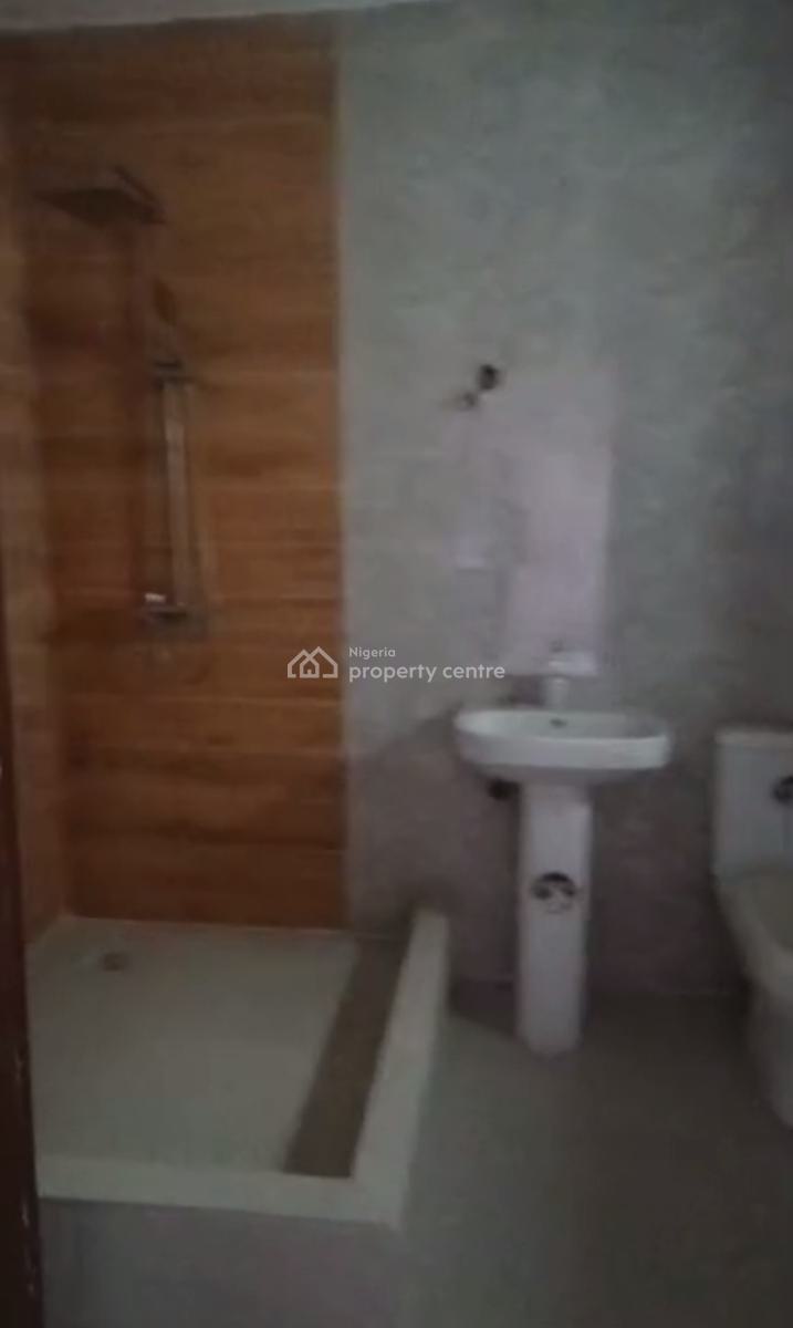 Luxury Brand New 3 Bedroom Flat Upstairs, Ajah, Lagos, Flat / Apartment for Rent