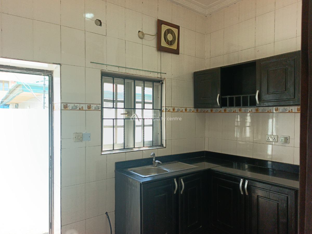 Luxury 2 Bedroom Apartment, Lekki Phase 1, Lekki, Lagos, Flat / Apartment for Rent