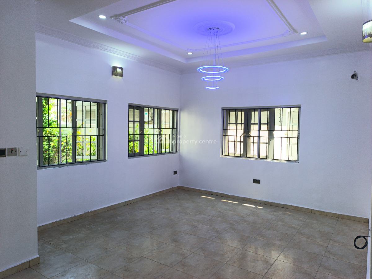 Luxury 2 Bedroom Apartment, Lekki Phase 1, Lekki, Lagos, Flat / Apartment for Rent