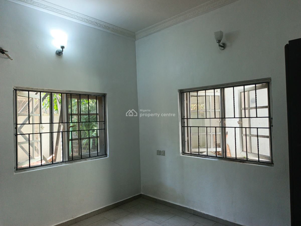 Luxury 2 Bedroom Apartment, Lekki Phase 1, Lekki, Lagos, Flat / Apartment for Rent