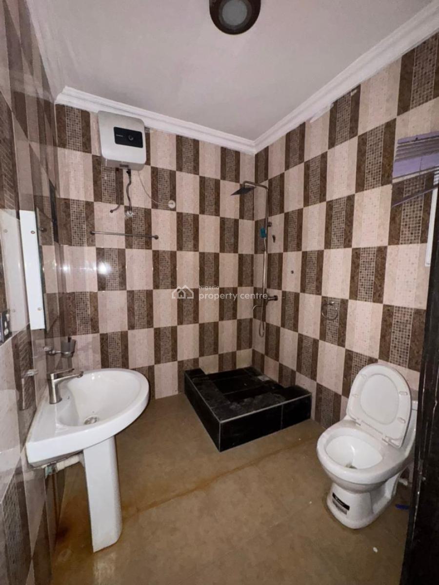 Luxurious Share Apartment, Off Mobil Road, Ilaje, Ajah, Lagos, Self Contain (single Rooms) for Rent