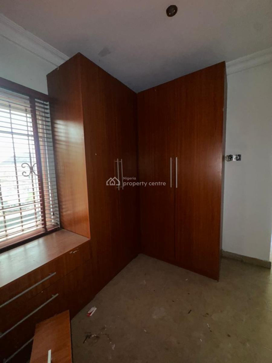 Luxurious Share Apartment, Off Mobil Road, Ilaje, Ajah, Lagos, Self Contain (single Rooms) for Rent