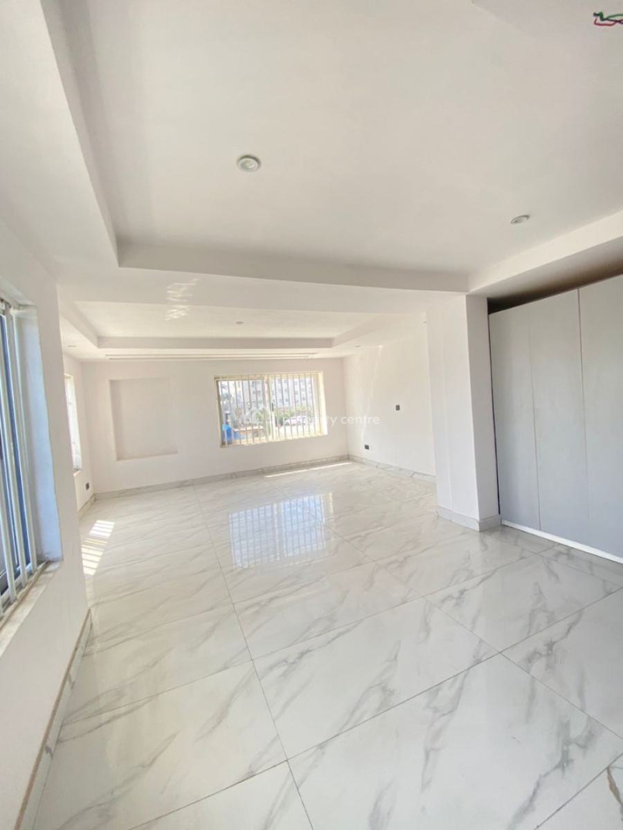 Spacious 3 Bedrooms Water-view Apartment, Ikoyi, Lagos, Flat / Apartment for Rent