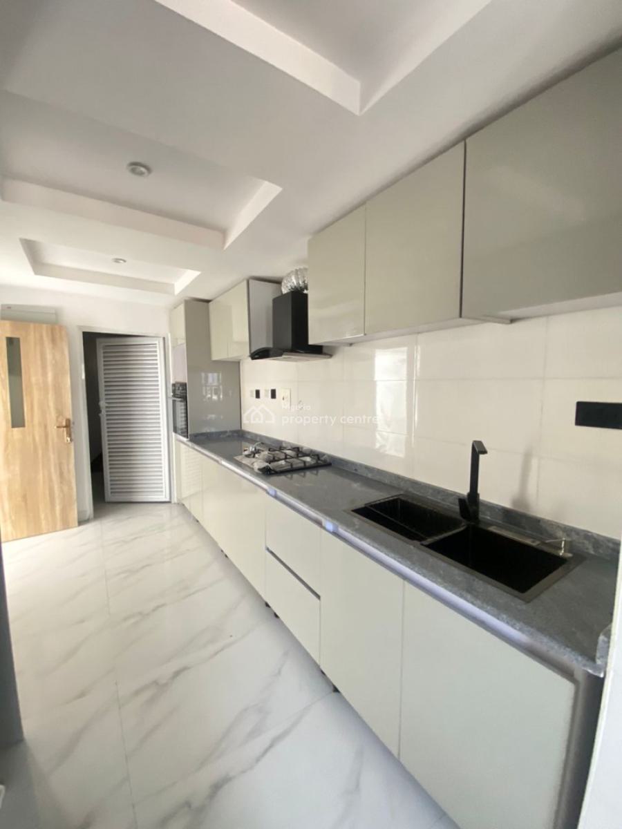 Spacious 3 Bedrooms Water-view Apartment, Ikoyi, Lagos, Flat / Apartment for Rent