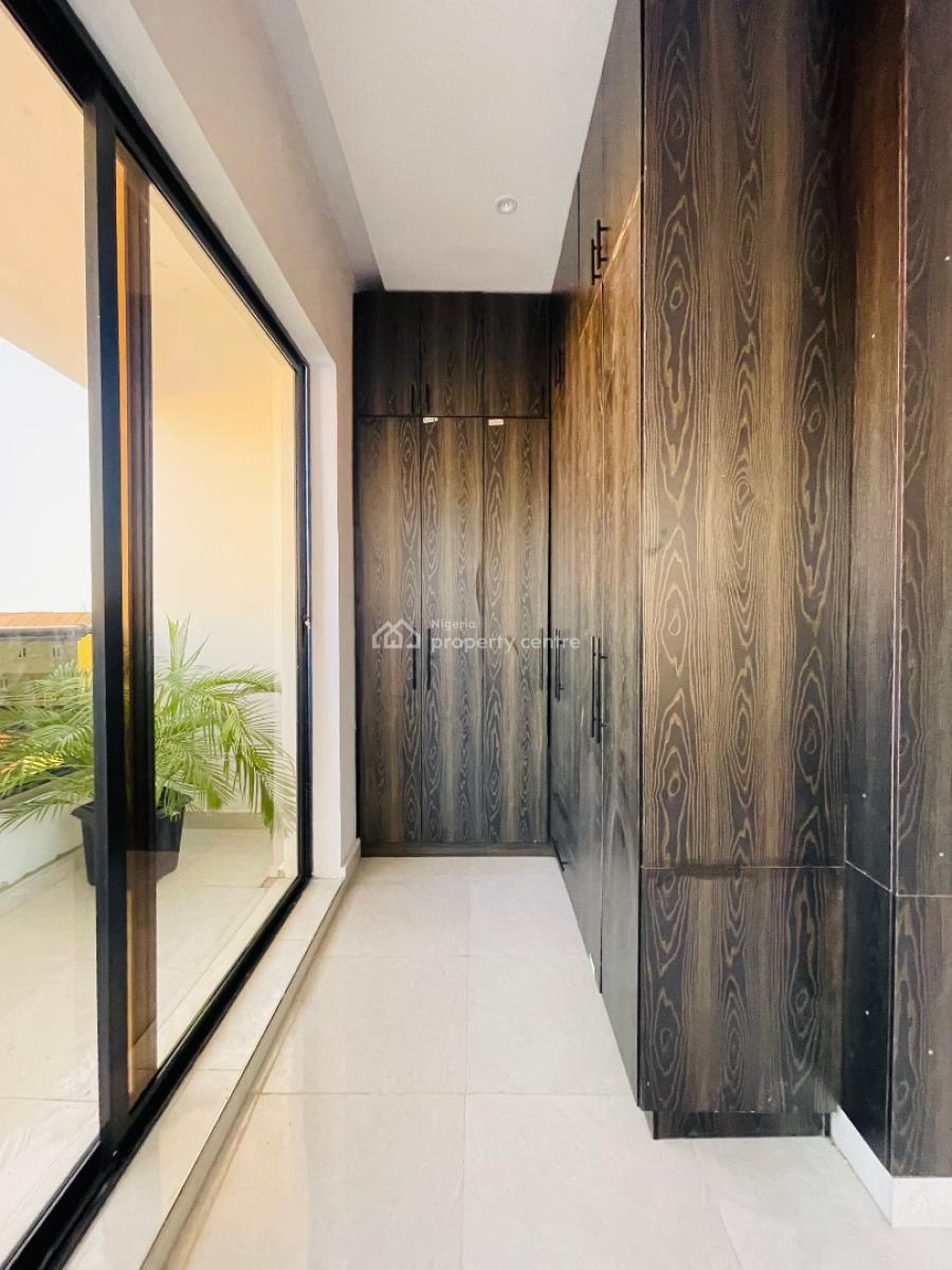 Screaming Luxury 6 Bedroom Fully Detached Duplex Plus Bq, Gra Phase 2, Magodo, Lagos, House for Sale