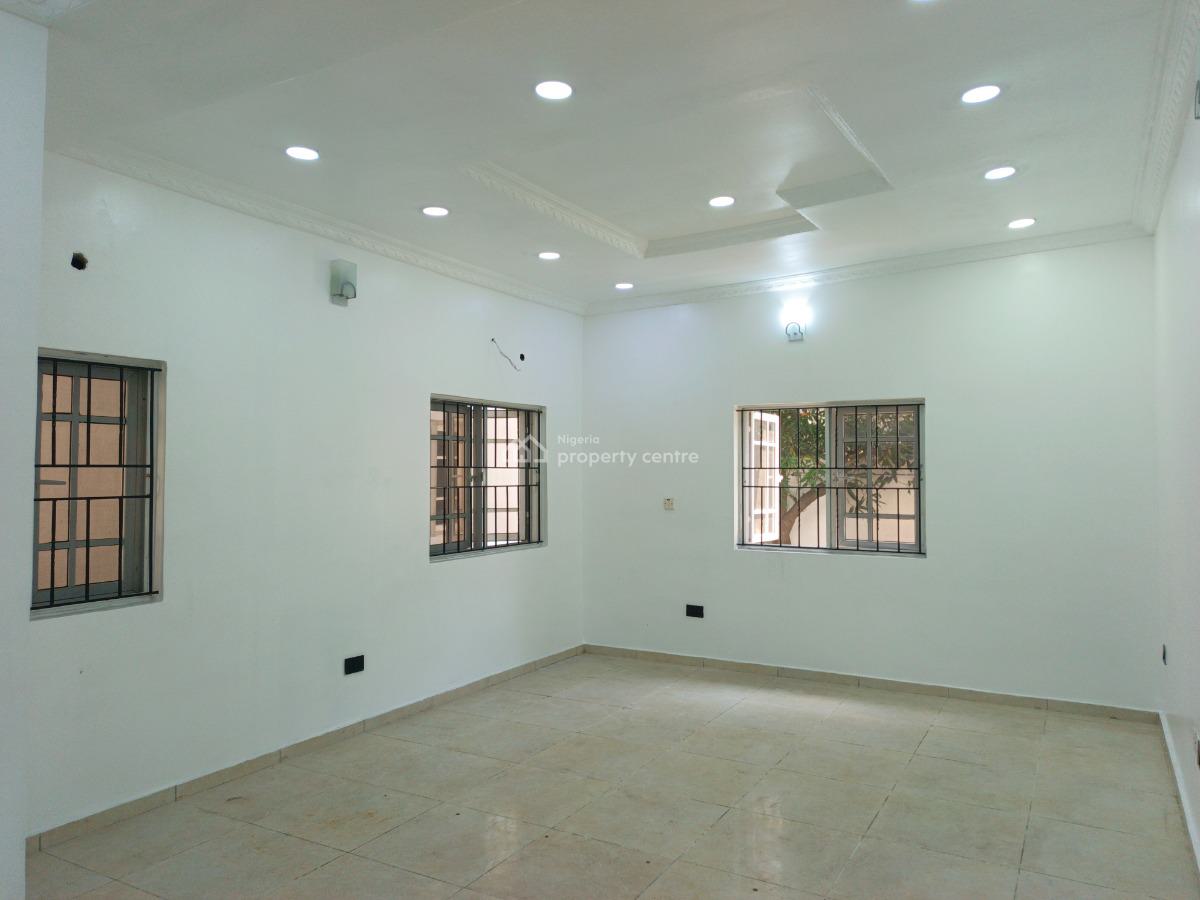 Well Maintain Ed 2 Bedroom Apartment, Lekki Phase 1, Lekki, Lagos, Flat / Apartment for Rent