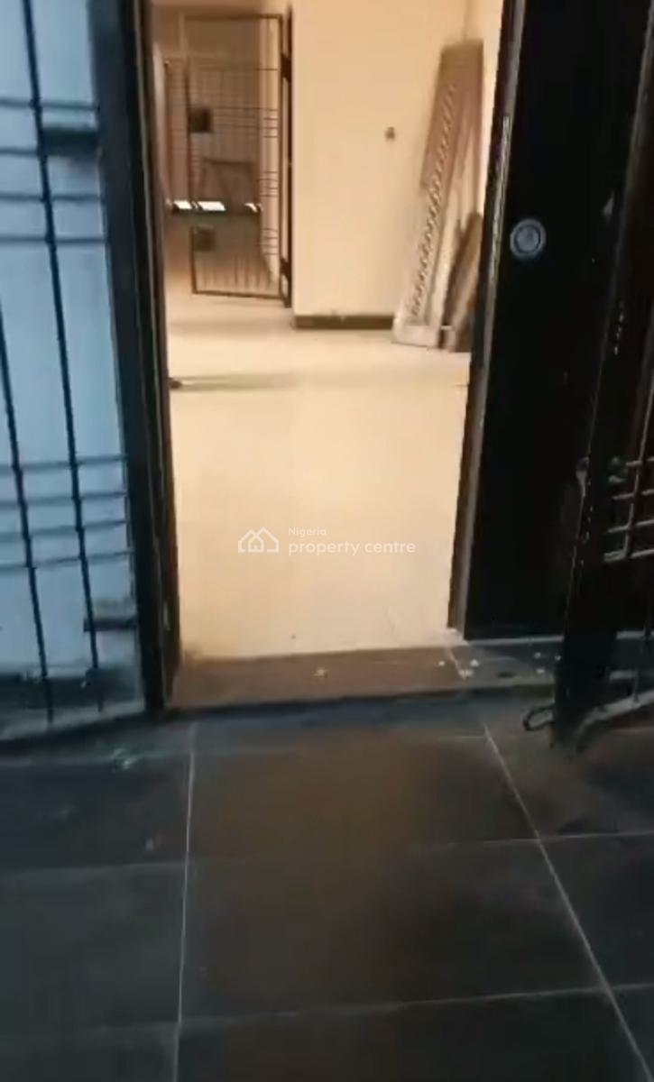 an Open Space, Herbert Macaulay Way, Adekunle, Yaba, Lagos, Office Space for Rent