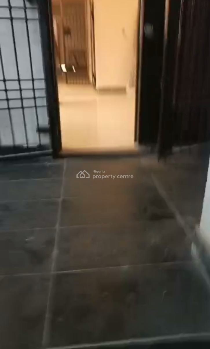 an Open Space, Herbert Macaulay Way, Adekunle, Yaba, Lagos, Office Space for Rent