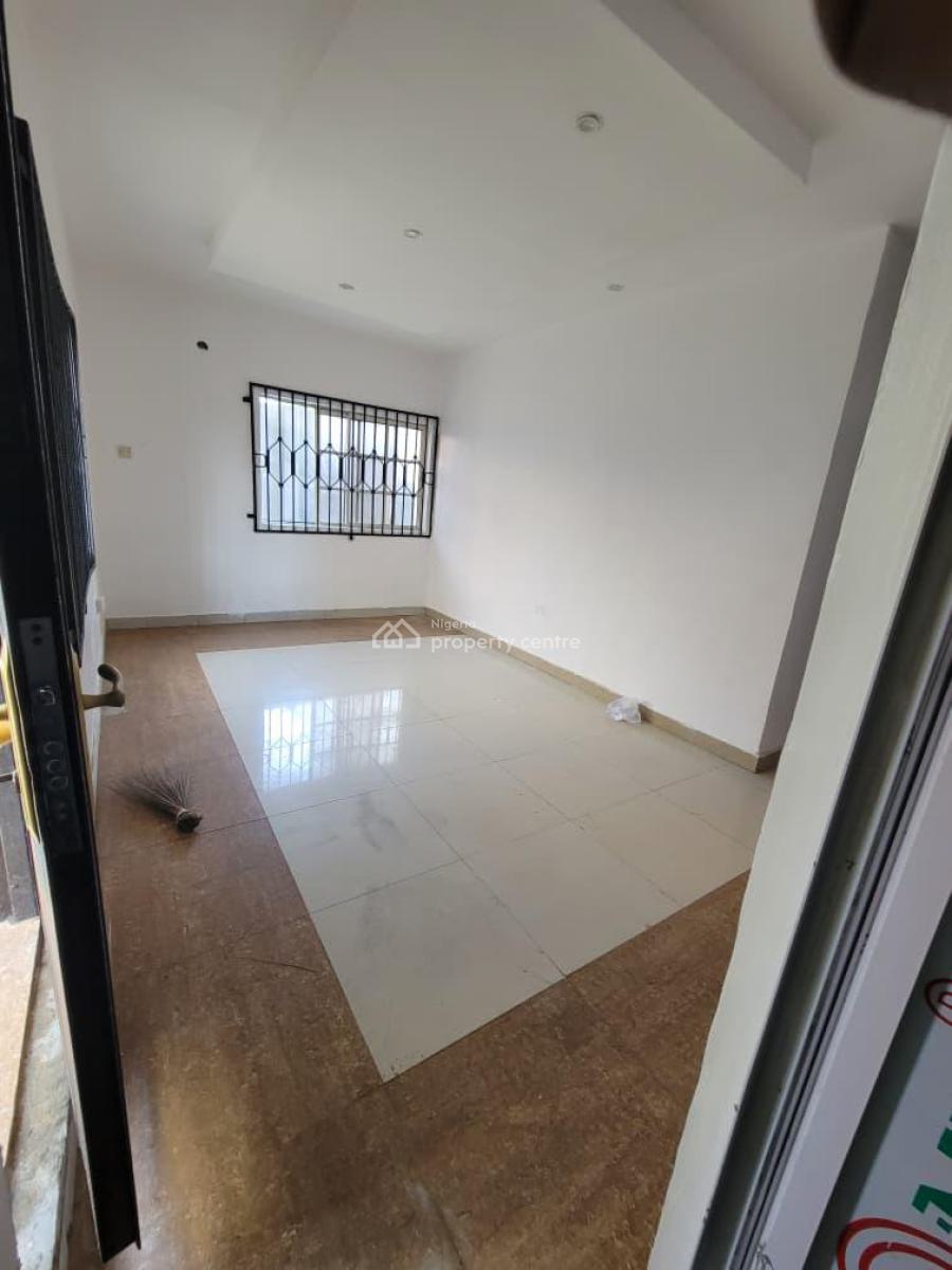 Spacious Room and Parlor Apartment, Ogidan Axis, Ajah, Lagos, Mini Flat (room and Parlour) for Rent