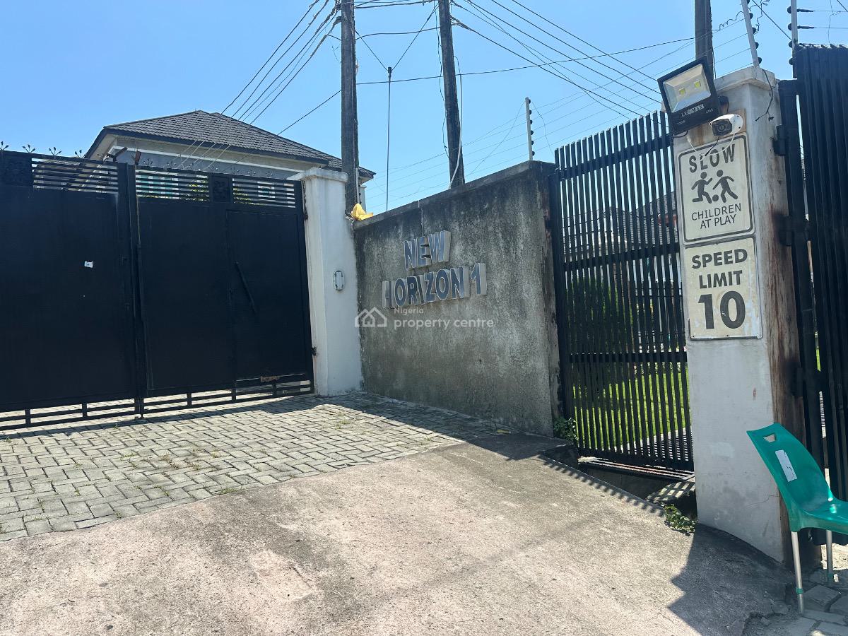 2 Bedroom Apartment in a Service Estate, New Horizon 1 Estate Lekki Enclave, Ikate, Lekki, Lagos, Flat / Apartment for Rent