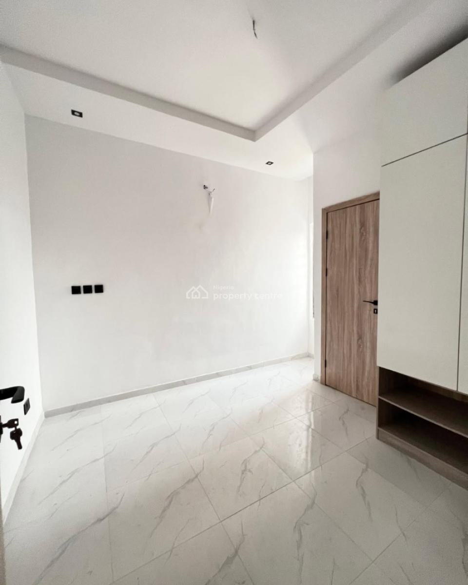 Well Built Spacious Luxurious 4 Bedroom Terrace Duplex Available, Ikota, Lekki, Lagos, Terraced Duplex for Sale