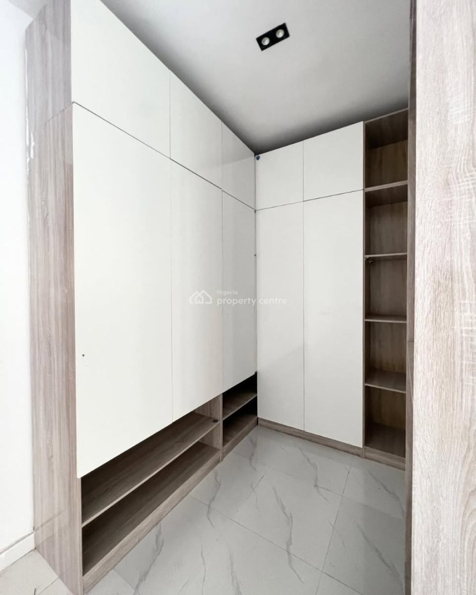 Well Built Spacious Luxurious 4 Bedroom Terrace Duplex Available, Ikota, Lekki, Lagos, Terraced Duplex for Sale