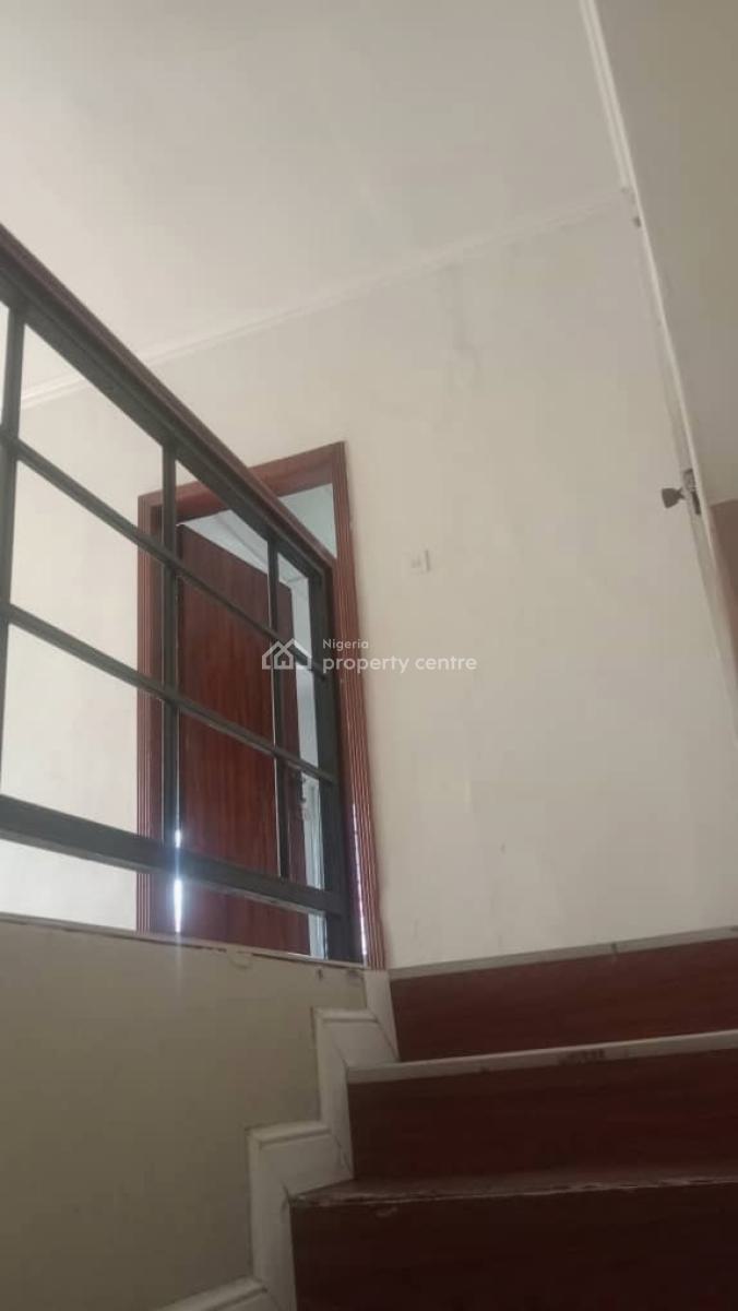 Massive 4-bedroom Semi-detached House, Mobolaji Johnson Estate, Lekki Phase 1, Lekki, Lagos, Semi-detached Duplex for Sale